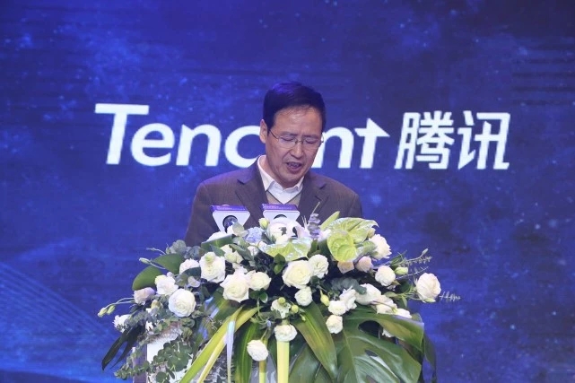 1575276952110875.jpg 641.webp.jpg